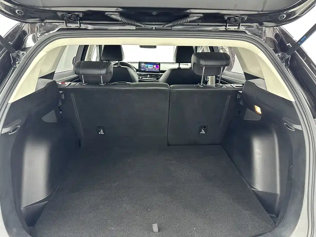 Haval H6 2023 — фото 17
