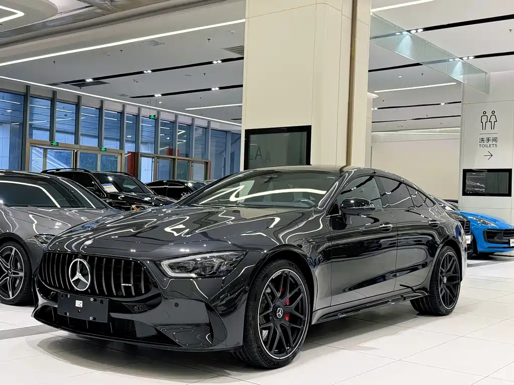 Mercedes-Benz AMG GT 2025 — фото 1