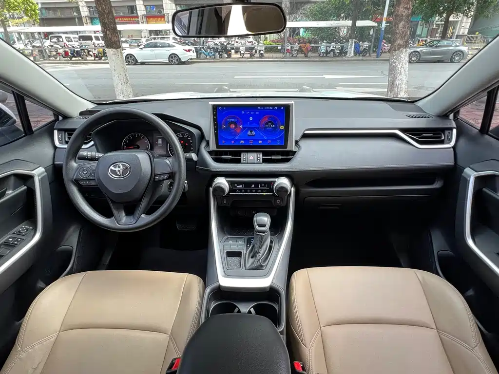 Toyota Wildlander 2022 — фото 19
