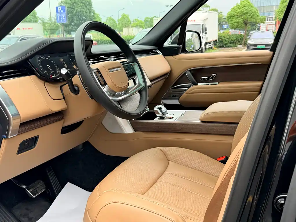 Land Rover Range Rover 2026