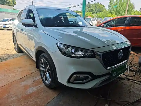 MG HS 2019