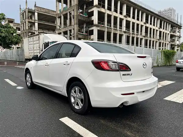 Mazda 3 Xingcheng 2015