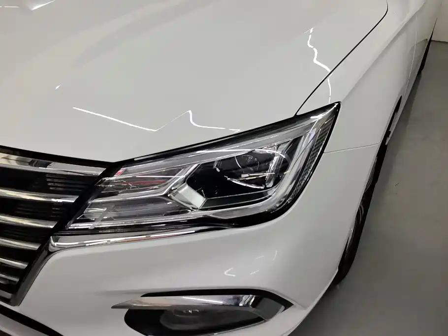 Roewe i5 2019