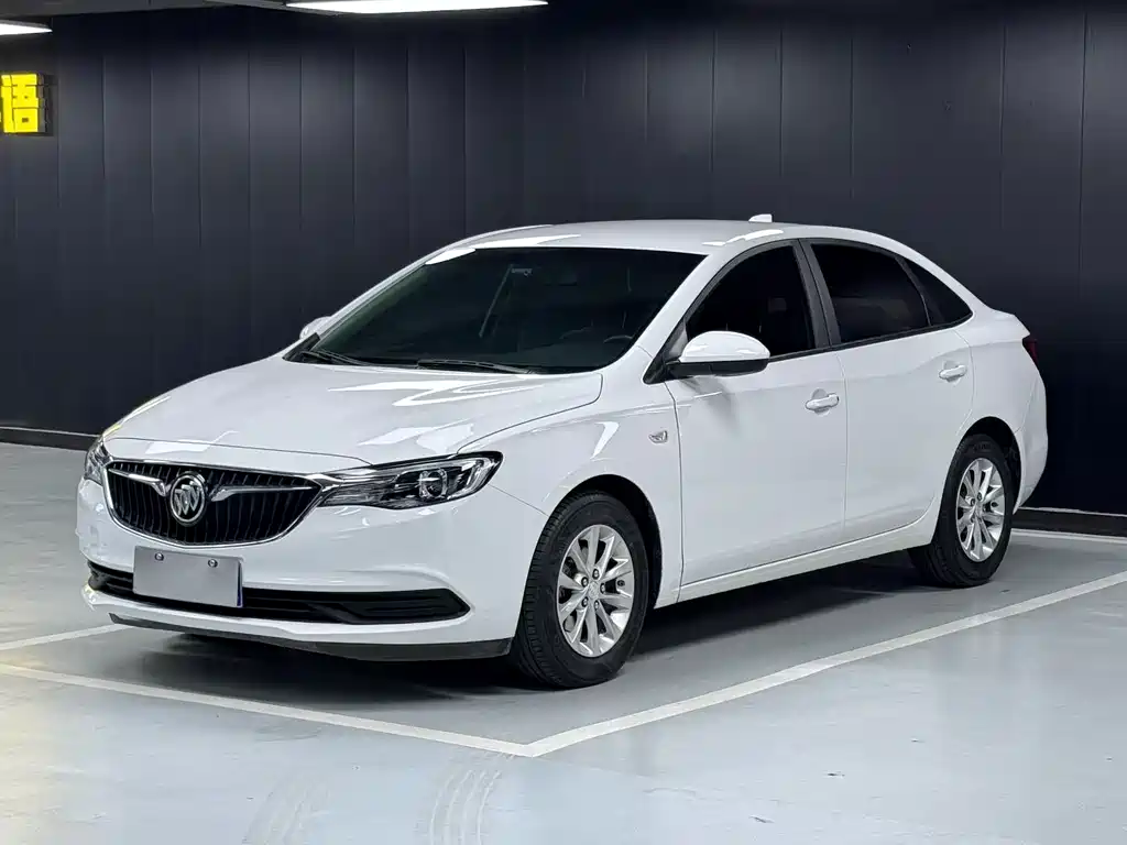 Buick Excelle 2019 — фото 1