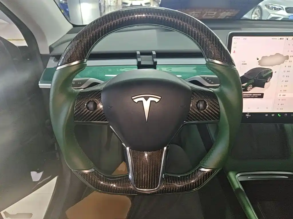 Tesla Model Y 2022 — фото 11