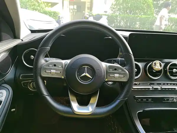 Mercedes-Benz C-Class 2021