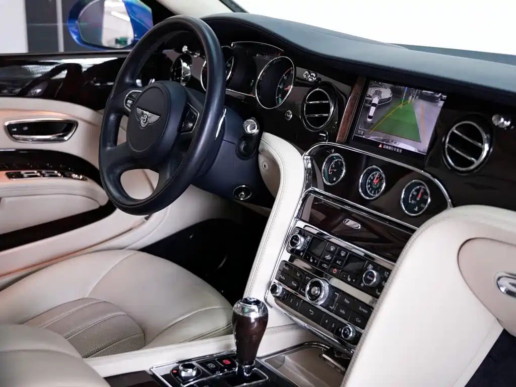Bentley Mulsanne 2013 — фото 22
