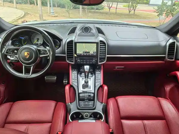 Porsche Cayenne New Energy 2018