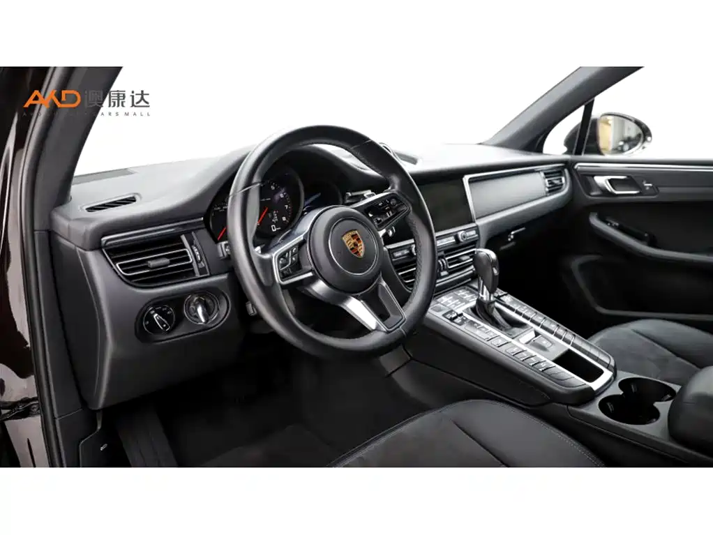 Porsche Macan 2020 — фото 6