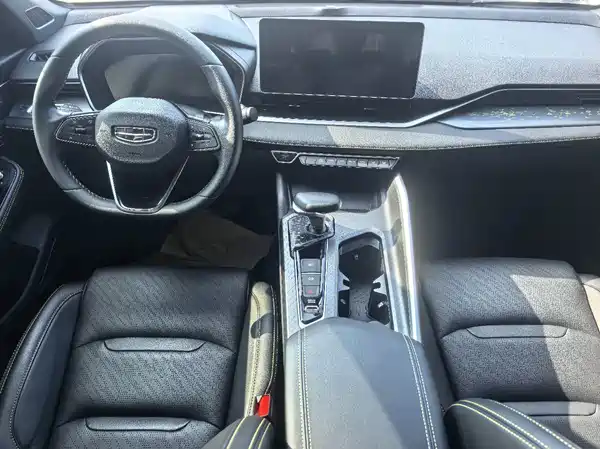 Geely Xingrui 2023