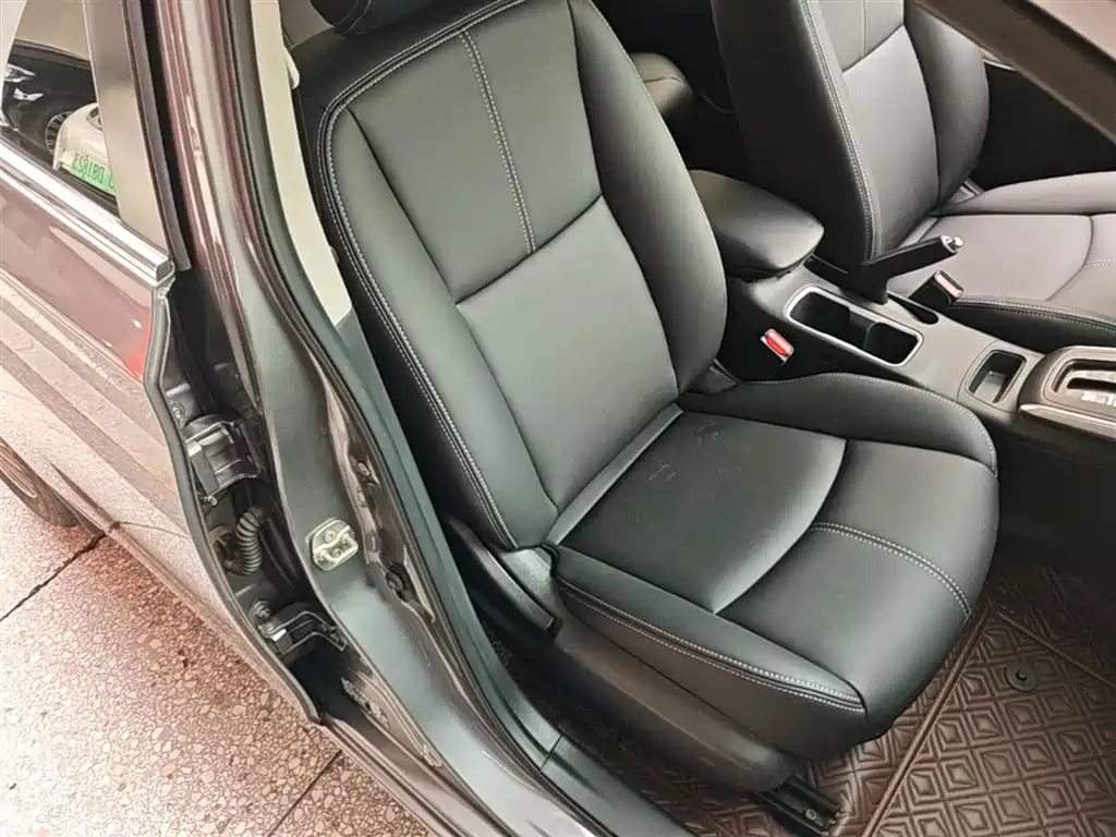 Nissan Sylphy 2021 — фото 25