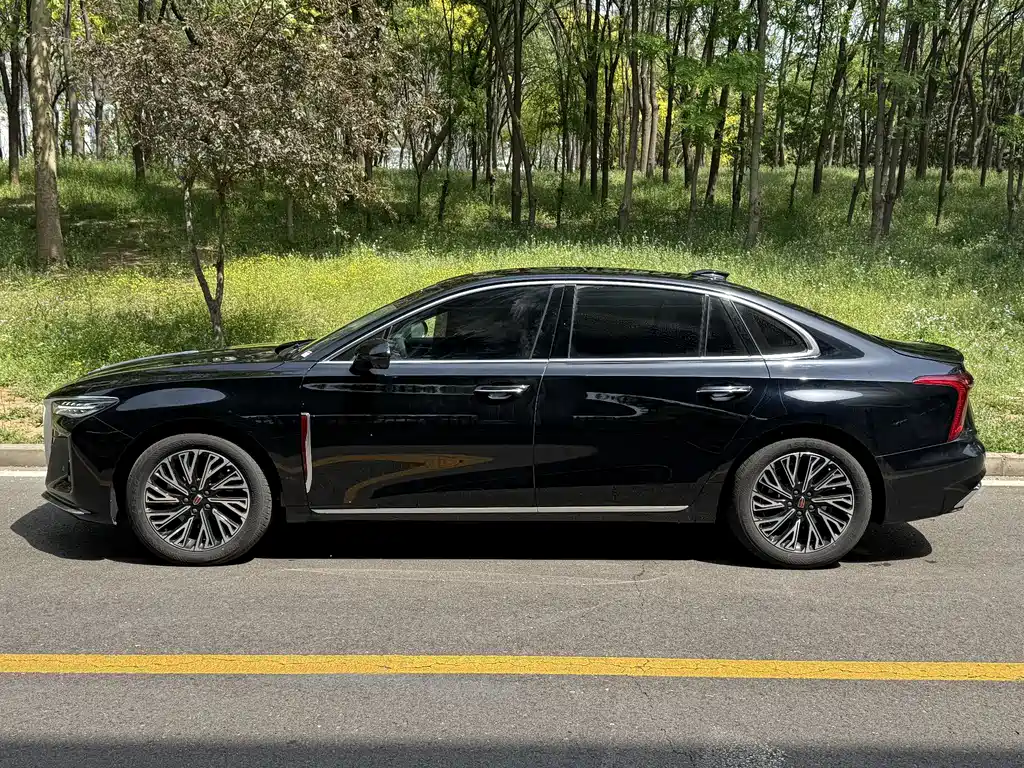 Hongqi H5 2025 — фото 11