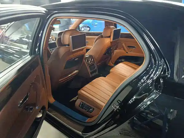 Bentley Flying Spur 2014