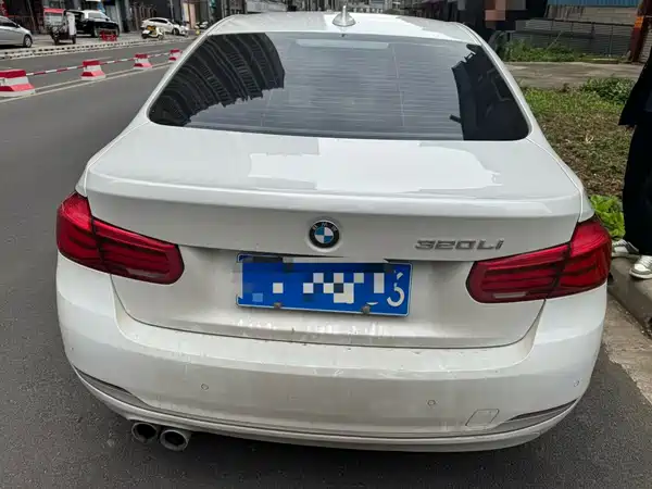 BMW 3 Series 2019