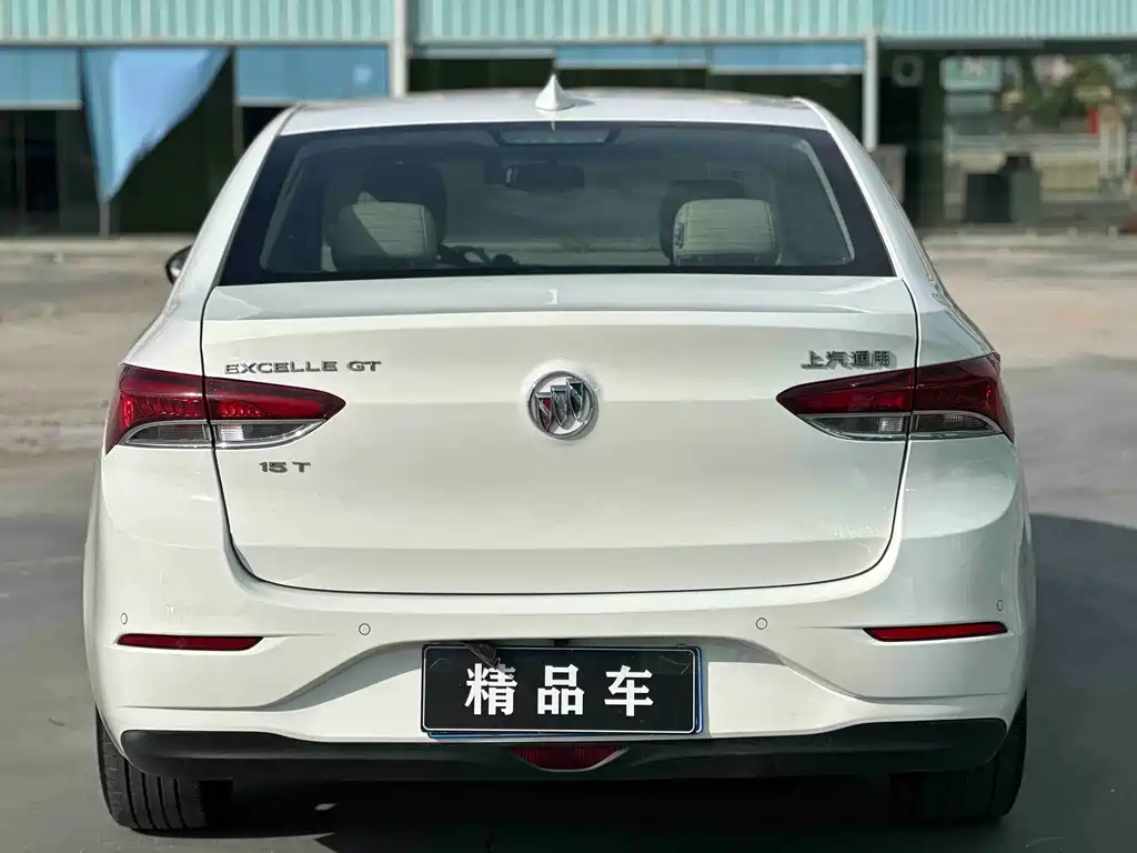 Buick Excelle 2019 — фото 12