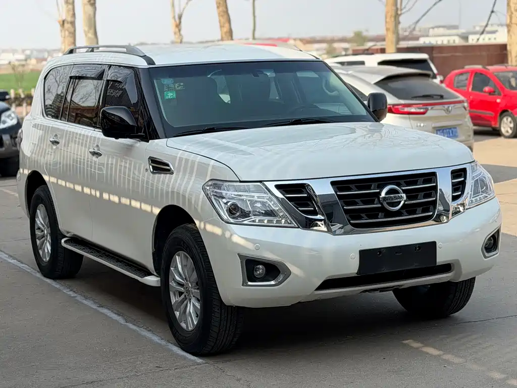 Nissan Patrol 2017 — фото 8