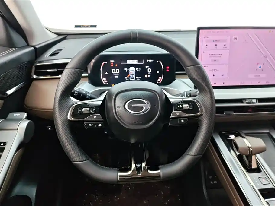 GAC Motor Trumpchi GS4 2025 — фото 15