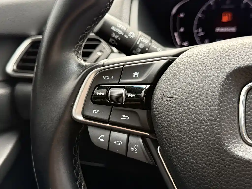 Honda Accord 2022 — фото 22
