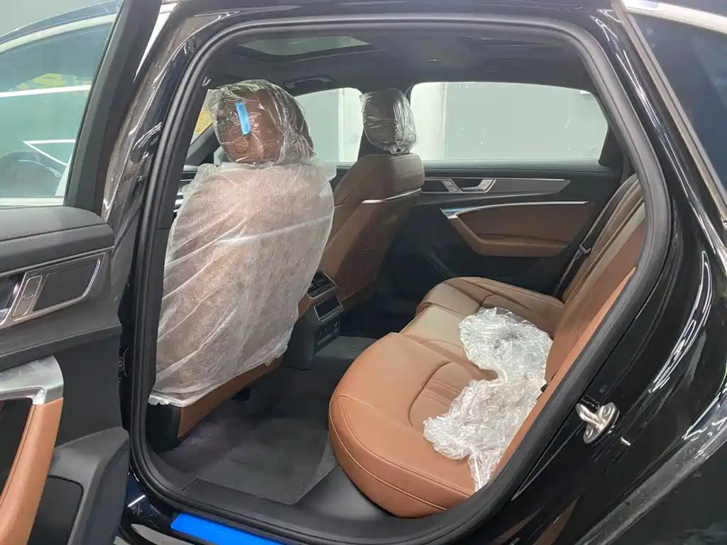 Audi A6L 2025