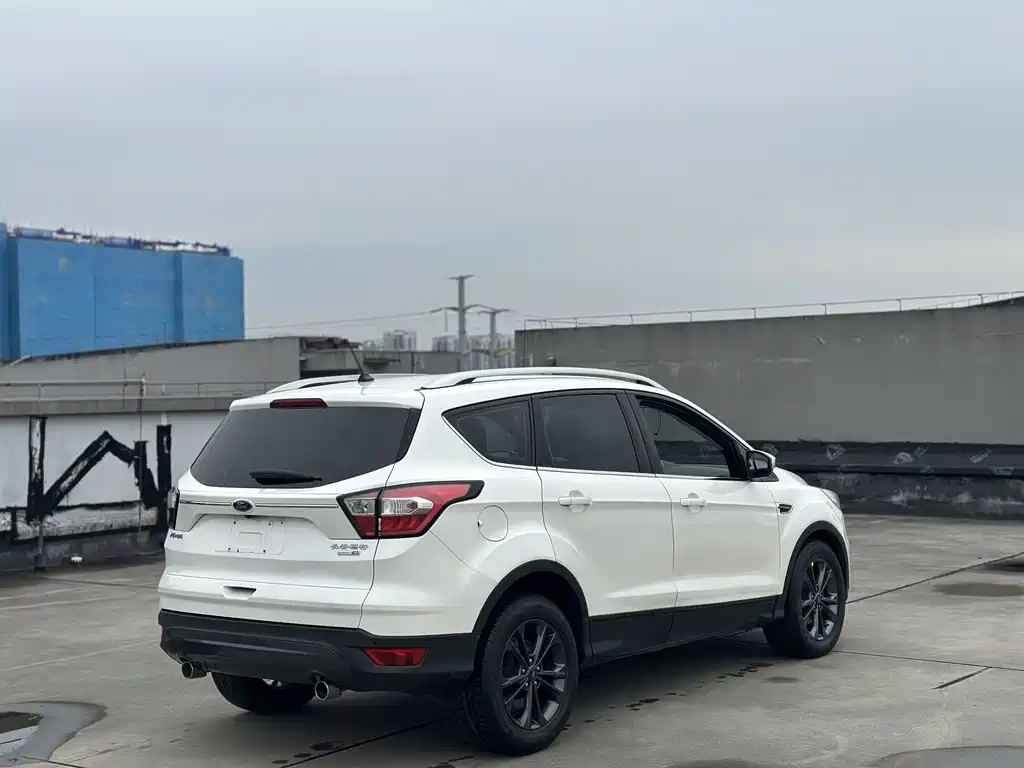 Ford Kuga 2021 — фото 6
