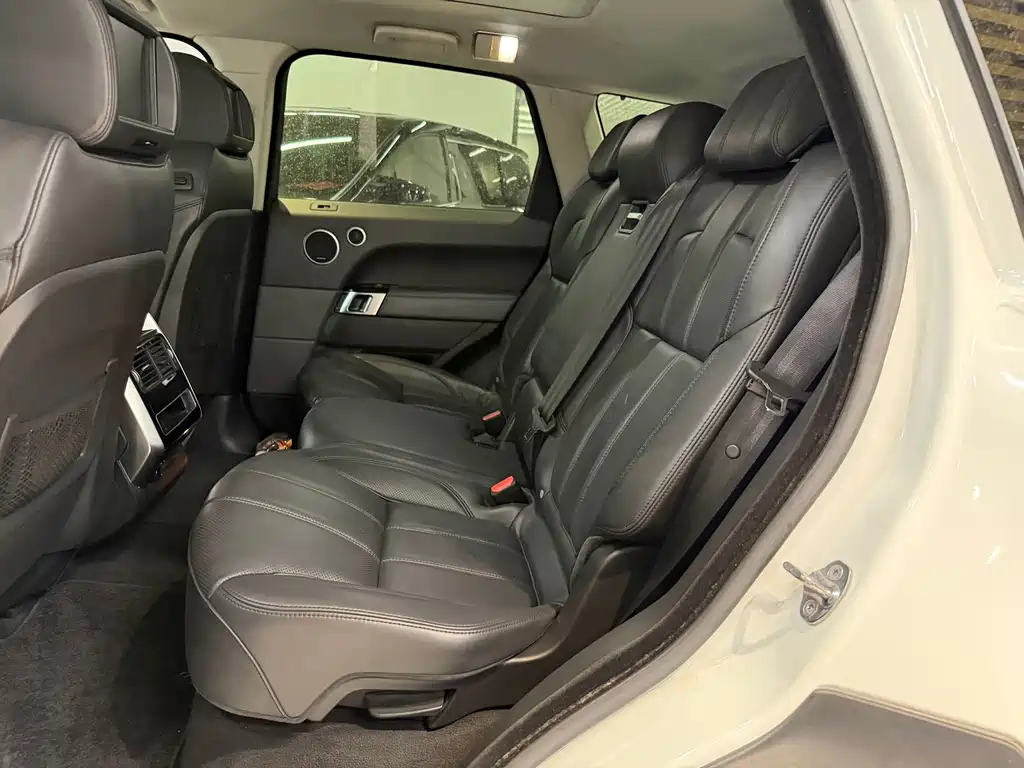 Land Rover Range Rover Sport 2015 — фото 13