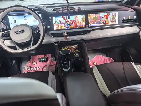 Geely Xingyue L 2023