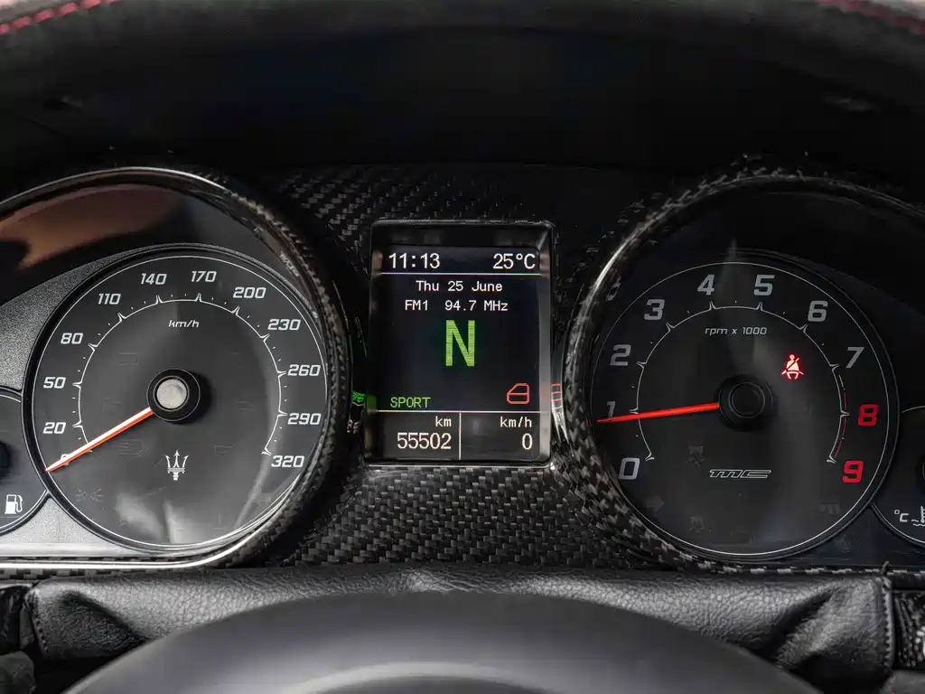 Maserati Granturismo 2013 — фото 14