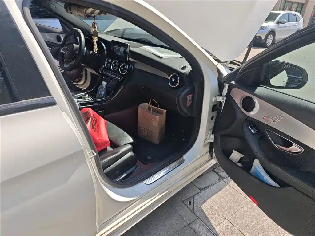 Mercedes-Benz C-Class 2015 — фото 20