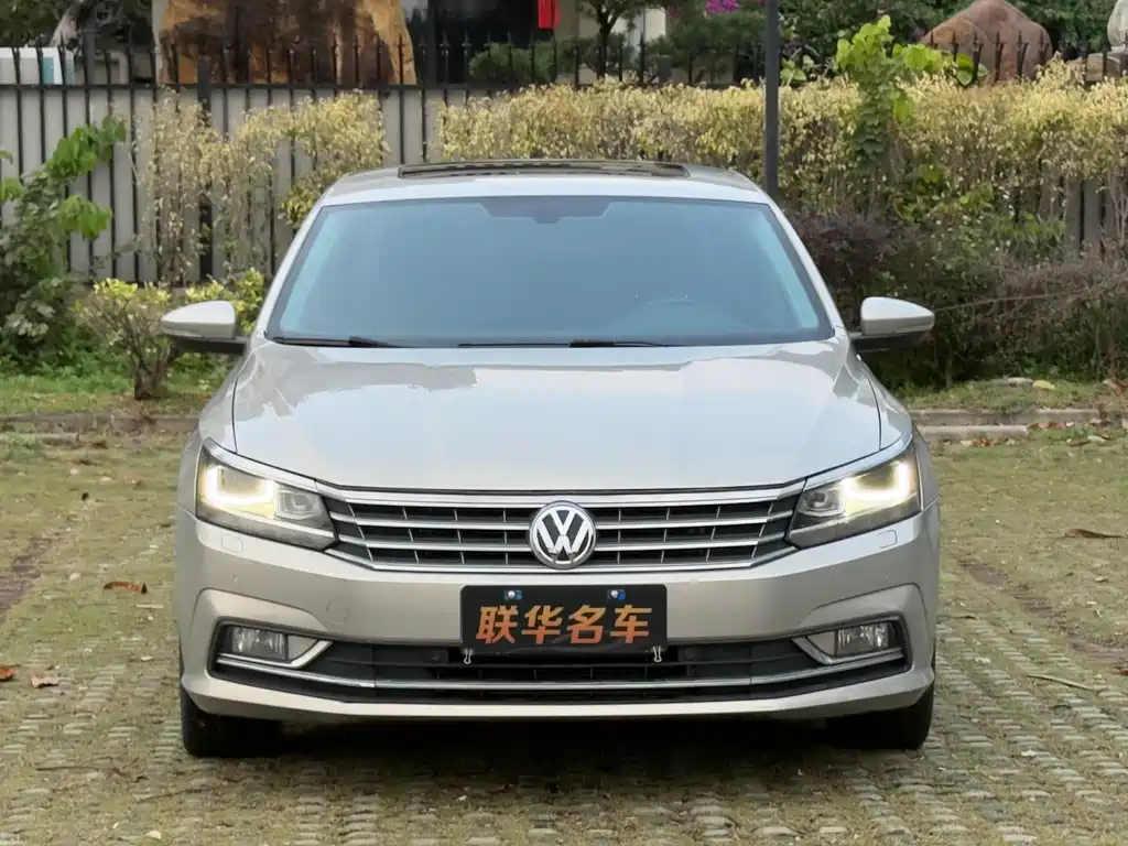 Volkswagen Passat 2018 — фото 2