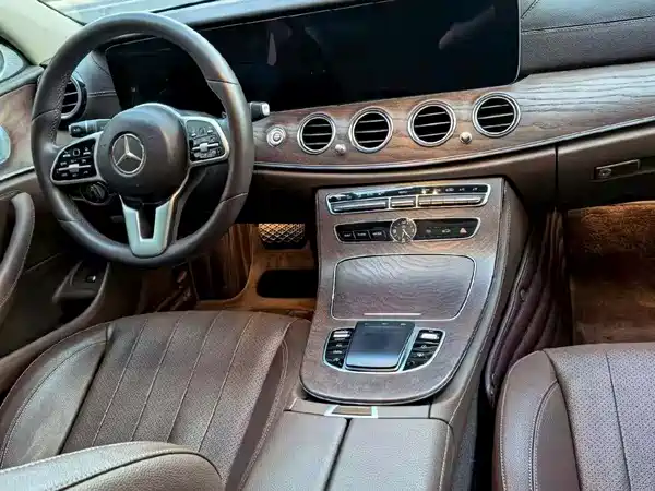 Mercedes-Benz E-Class 2019