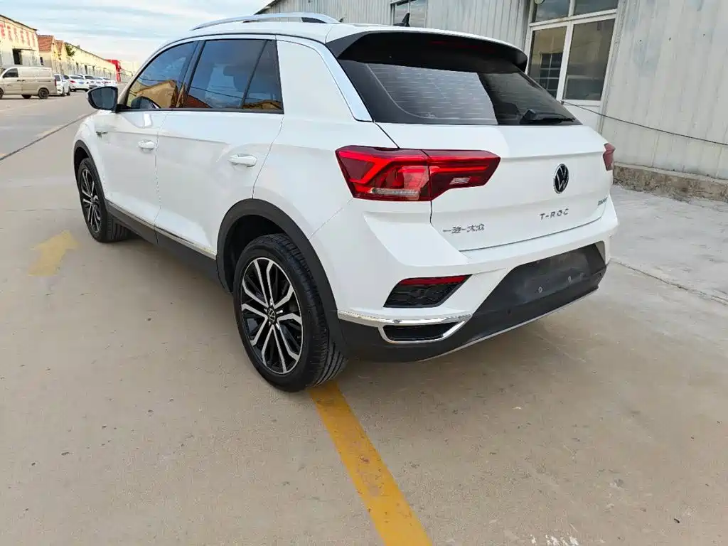 Volkswagen T-Roc 2022 — фото 12
