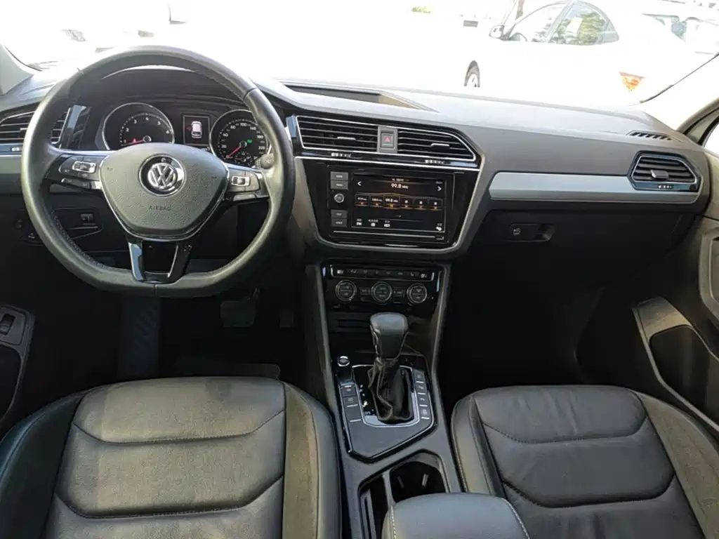 Volkswagen Tiguan L 2019 — фото 10