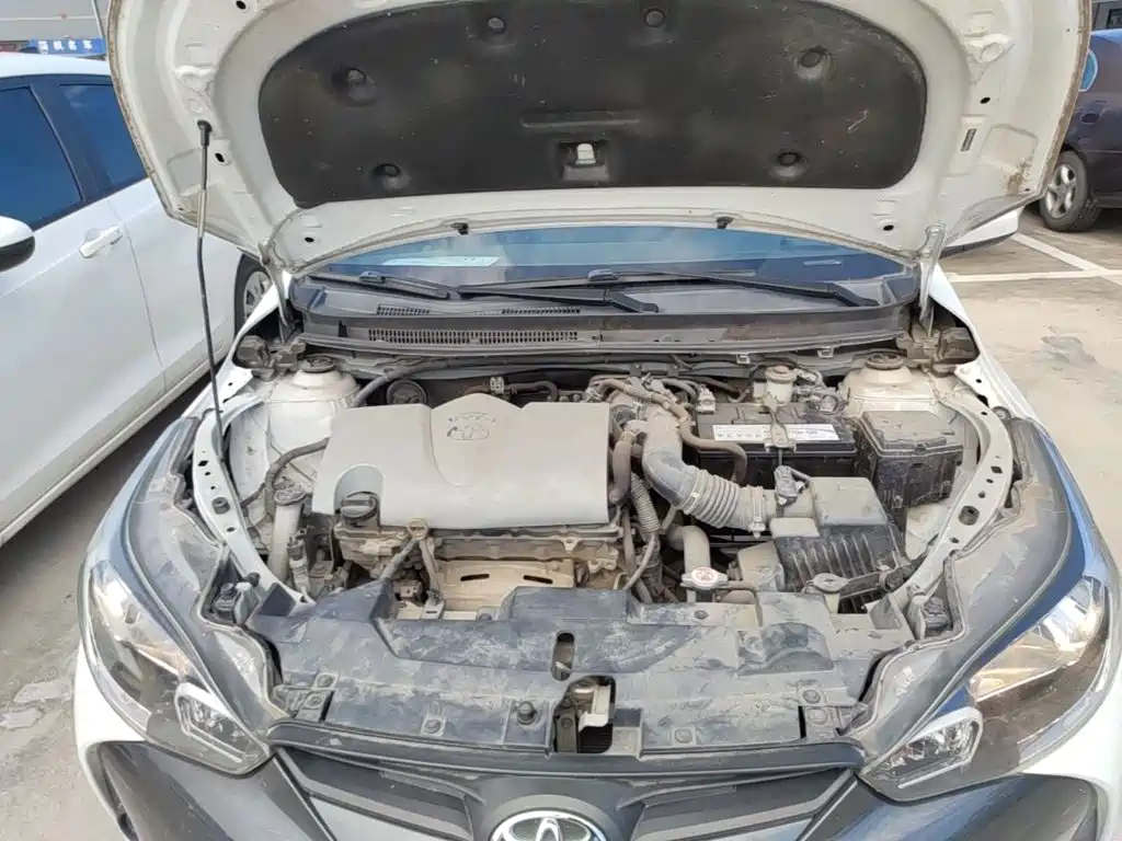 Toyota Yaris L 2018 — фото 20