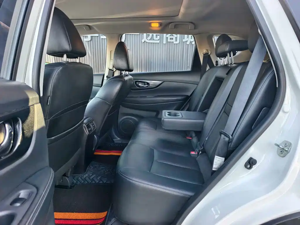 Nissan X-Trail 2017 — фото 13