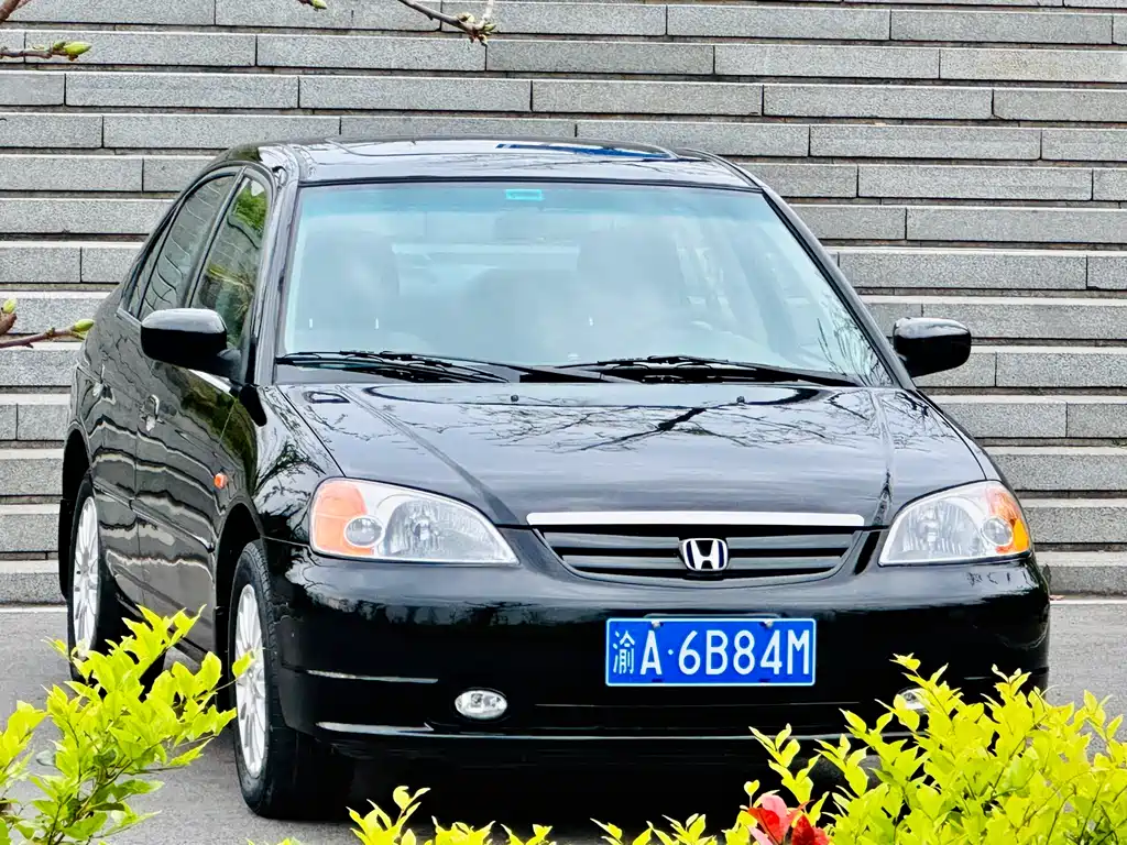 Honda Civic 2004 — фото 3