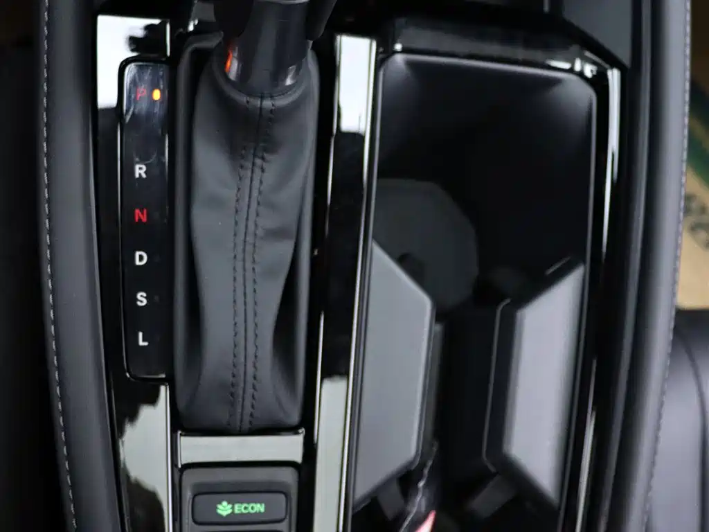 Honda Inspire 2025 — фото 11