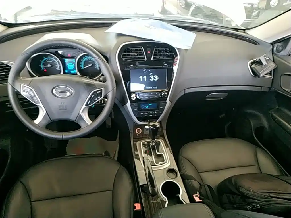 GAC Trumpchi GS5 Super 2015 — фото 10