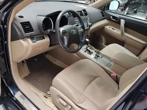 Toyota Highlander 2015