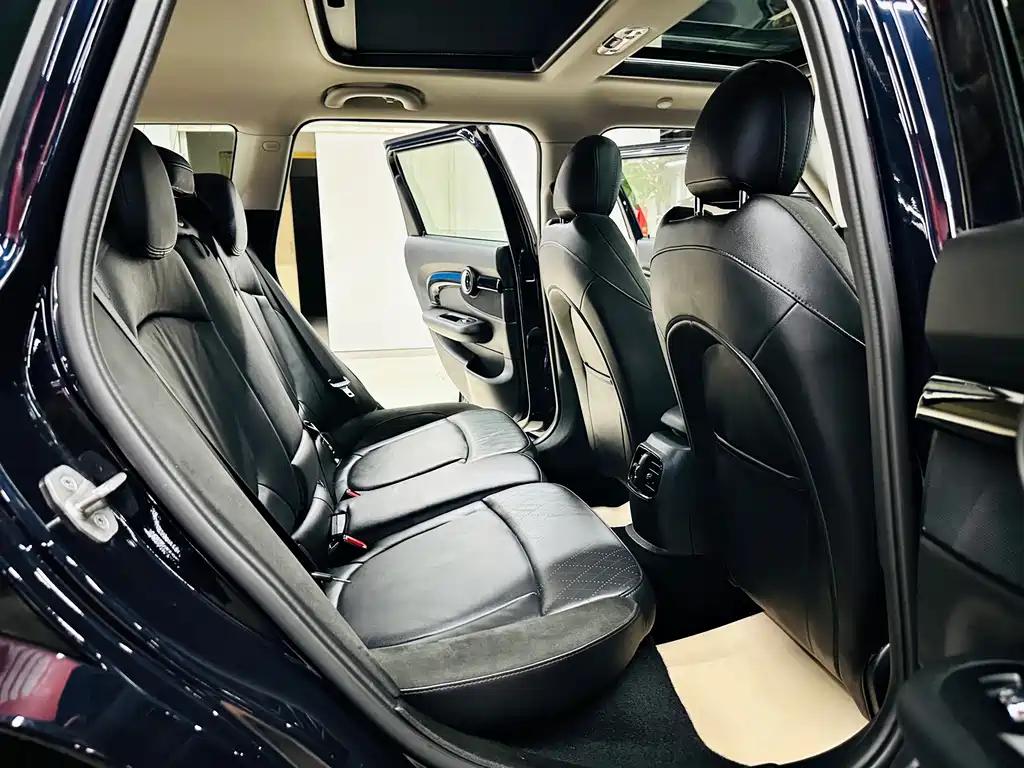 MINI Clubman 2021 — фото 19