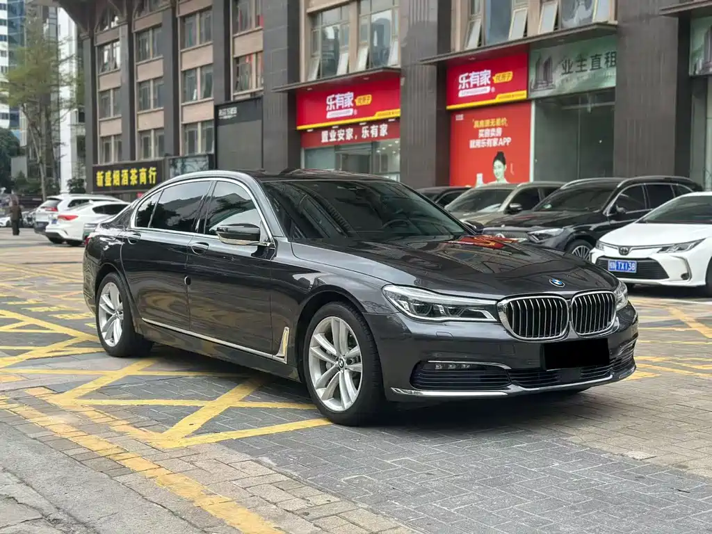 BMW 7 Series 2016 — фото 3