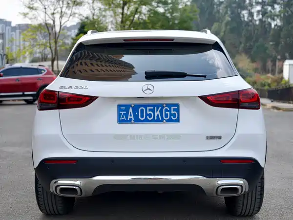 Mercedes-Benz GLA 2023