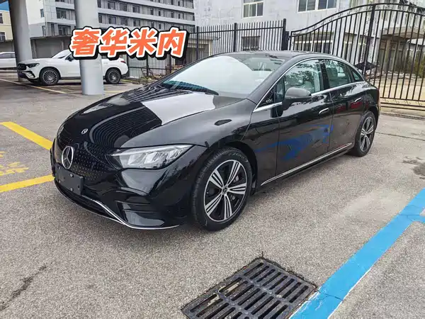 Mercedes-Benz EQE 2025
