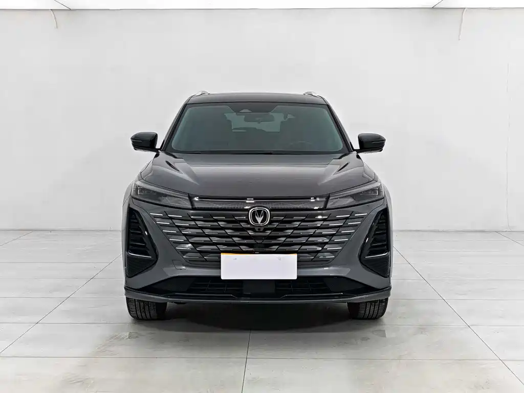 Changan CS75 PLUS 2025 — фото 3