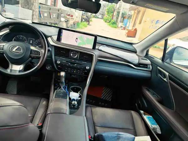 Lexus RX 2022