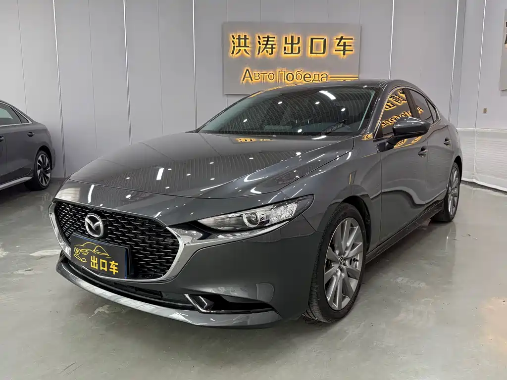 Mazda 3 Axela 2022