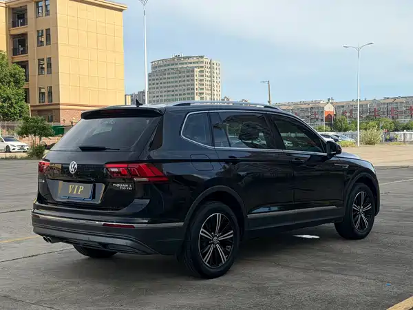 Volkswagen Tiguan L 2019