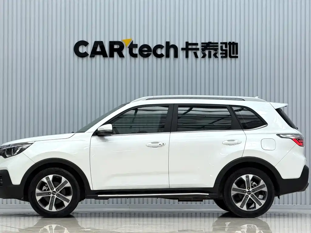 Kia Sportage 2021 — фото 7