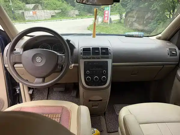 Buick GL8 2015