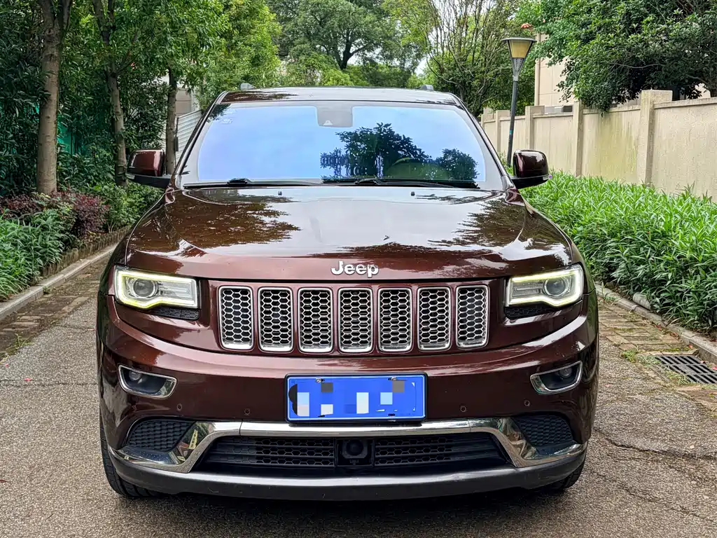 Jeep Grand Cherokee 2014 — фото 2