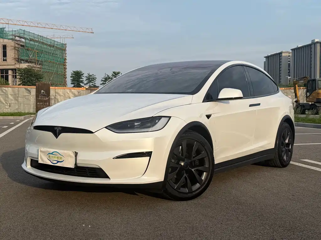 Tesla Model X 2023
